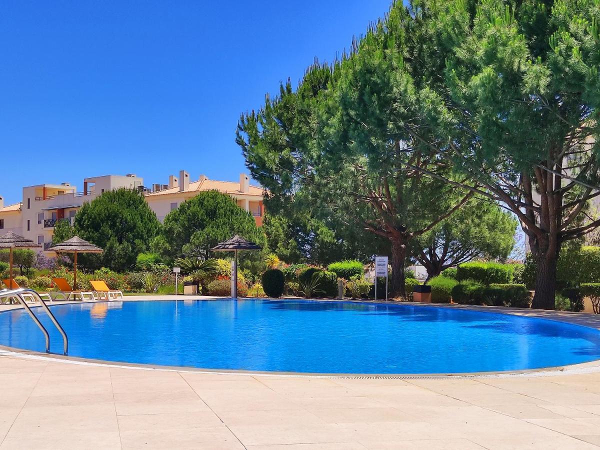 Fabulous Sunny Pool&Garden Condo By Becherish Албуфейра Экстерьер фото